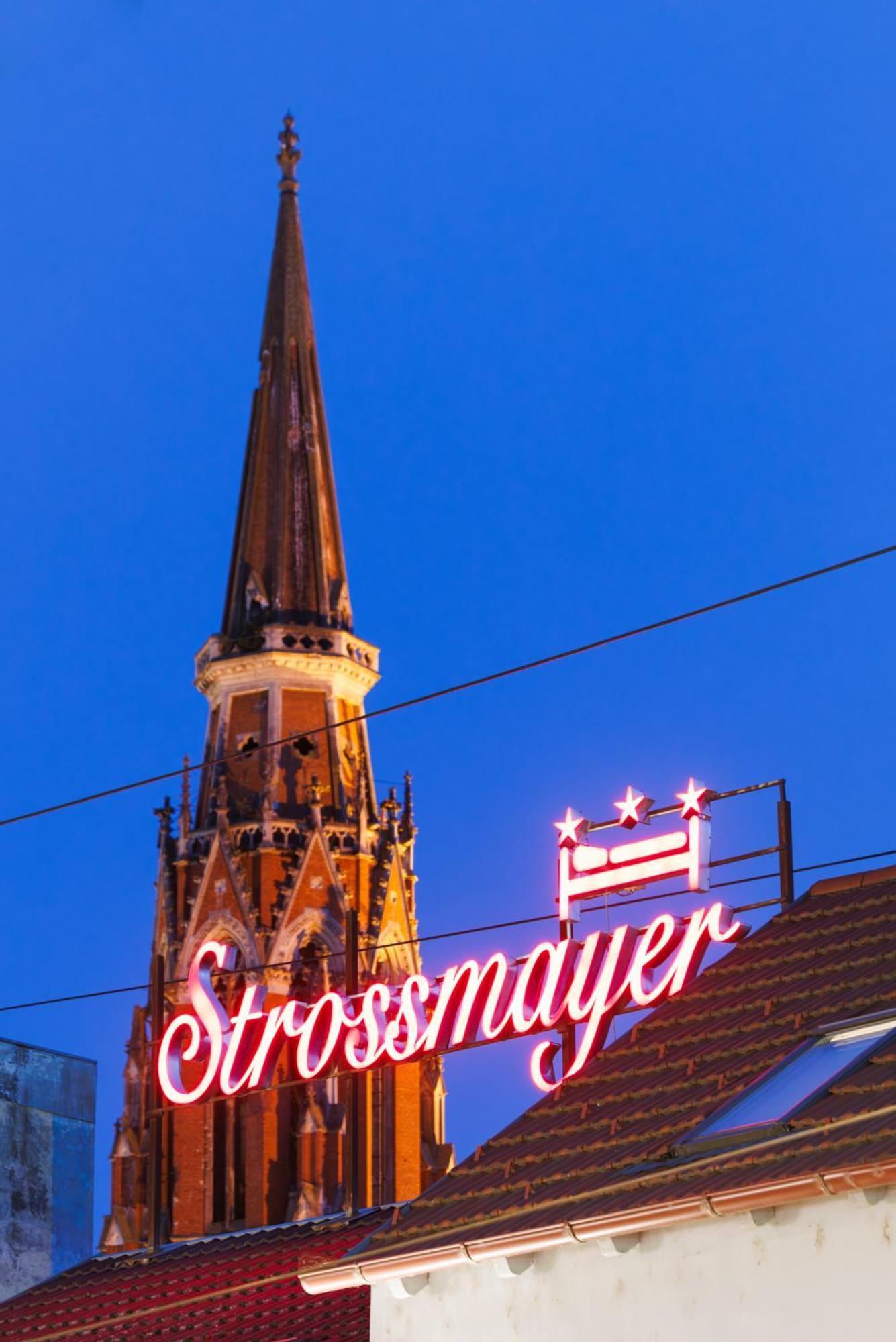 Pansion Strossmayer Osijek Exteriör bild